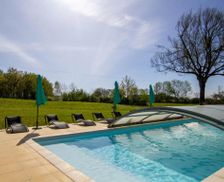 France Nouvelle-Aquitaine Naussannes vacation rental compare prices direct by owner 6563569