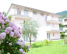 Italy Trentino Alto Adige Arco vacation rental compare prices direct by owner 10036885