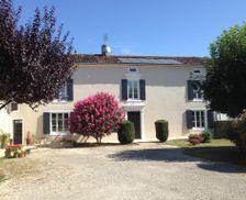 France  Néré vacation rental compare prices direct by owner 14279202