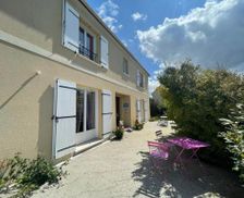 France Picardy Fay-les-Étangs vacation rental compare prices direct by owner 13536999