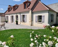 France Picardy La neuville roy vacation rental compare prices direct by owner 13690214