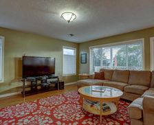 United States Washington White Salmon vacation rental compare prices direct by owner 12874369