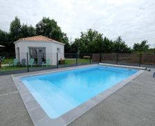 France Pays de la Loire Vairé vacation rental compare prices direct by owner 14509869