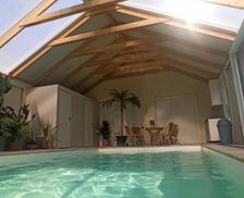 France Pays de la Loire Le Langon vacation rental compare prices direct by owner 15816017