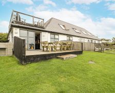 United Kingdom Anglesey Holyhead vacation rental compare prices direct by owner 14318807