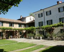 Italy Piedmont Monleale vacation rental compare prices direct by owner 14086917