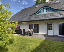 Germany Mecklenburg - West Pomerania Zingst vacation rental compare prices direct by owner 5618339