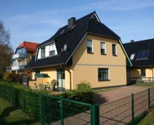 Germany Mecklenburg-West Pomerania Zingst vacation rental compare prices direct by owner 6589411