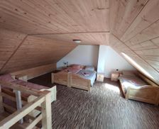 Czechia South Bohemia Dřiteň vacation rental compare prices direct by owner 14353994