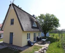 Germany Mecklenburg-Pomerania Gramkow vacation rental compare prices direct by owner 19006943