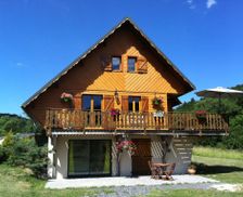 France Auvergne Murol vacation rental compare prices direct by owner 14951605