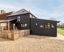 United Kingdom Essex Halstead vacation rental compare prices direct by owner 26738357