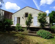 France Pays de la Loire Le Poiré-sur-Vie vacation rental compare prices direct by owner 13956942