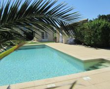 France Provence-Alpes-Côte d'Azur CAVAILLON vacation rental compare prices direct by owner 9446491