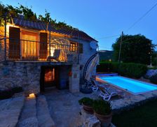 Croatia Split-Dalmatia County Vrsine vacation rental compare prices direct by owner 15054816