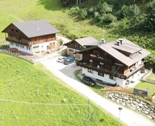 Italy Trentino Alto Adige Cadipietra vacation rental compare prices direct by owner 14222321