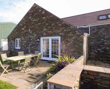 United Kingdom Anglesey Holyhead vacation rental compare prices direct by owner 16064955