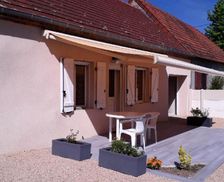 France Auvergne Saint-Victor vacation rental compare prices direct by owner 14972047