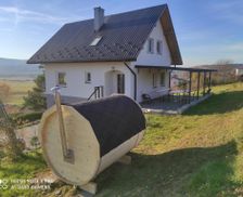 Poland Podkarpackie Uherce Mineralne vacation rental compare prices direct by owner 14590780