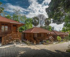 Indonesia Sumba Waingapu vacation rental compare prices direct by owner 14814702