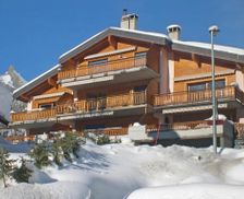 Switzerland Valais Ovronnaz vacation rental compare prices direct by owner 13044179