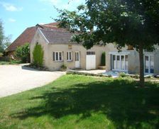 France Burgundy Coulmier-le-Sec vacation rental compare prices direct by owner 15831965