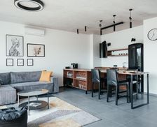 Slovakia Trnavský kraj Šajdíkove Humence vacation rental compare prices direct by owner 16311161