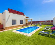 Spain Fuerteventura Caleta De Fuste vacation rental compare prices direct by owner 26125442