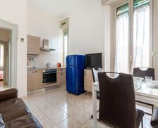 Italy Lombardy Milano vacation rental compare prices direct by owner 9861624