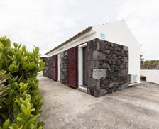 Portugal Pico island Praínha de Baixo vacation rental compare prices direct by owner 29861312