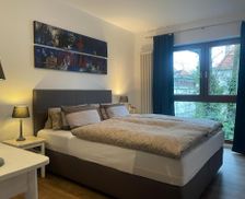 Germany Brandenburg Berlin vacation rental compare prices direct by owner 26043059