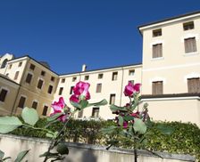 Italy Veneto Crespano del Grappa vacation rental compare prices direct by owner 14259751