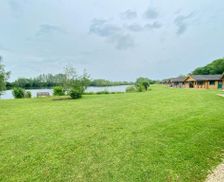 United Kingdom South Cerney Lake Pochard vacation rental compare prices direct by owner 15848253