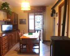 Italy Valle d'Aosta Brusson vacation rental compare prices direct by owner 15239227