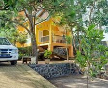 Indonesia East Java Batu vacation rental compare prices direct by owner 13924896