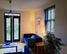 United Kingdom  Torquay vacation rental compare prices direct by owner 14481599