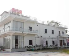 India Uttar Pradesh Govardhan vacation rental compare prices direct by owner 15962366