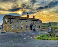 United Kingdom West Yorkshire Holmfirth vacation rental compare prices direct by owner 15329138