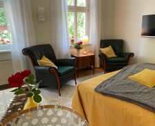 Germany Brandenburg Rheinsberg vacation rental compare prices direct by owner 15157150