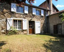 France Auvergne-Rhône-Alpes Blesle vacation rental compare prices direct by owner 4915896