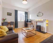 United Kingdom Lothian Linlithgow vacation rental compare prices direct by owner 13924645