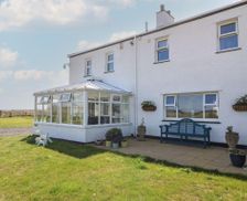 United Kingdom North Wales Holyhead vacation rental compare prices direct by owner 23712155