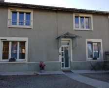 France Champagne - Ardenne Maranville vacation rental compare prices direct by owner 18580157