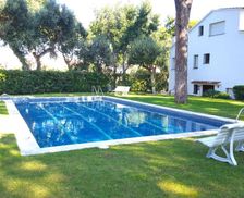 Spain CT Calella de Palafrugell vacation rental compare prices direct by owner 4565882