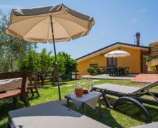Italy Tuscany Corsanico-Bargecchia vacation rental compare prices direct by owner 15271847