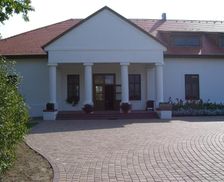 Hungary Pest Tatárszentgyörgy vacation rental compare prices direct by owner 13606490