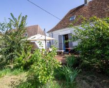 France Nouvelle-Aquitaine Saint-Pierre-de-Chignac vacation rental compare prices direct by owner 10368470