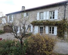 France Auvergne Grazac vacation rental compare prices direct by owner 17960265