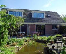 Netherlands Friesland Oude Bildtzijl vacation rental compare prices direct by owner 13514548