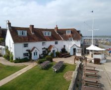 United Kingdom West Sussex Chichester vacation rental compare prices direct by owner 15193406